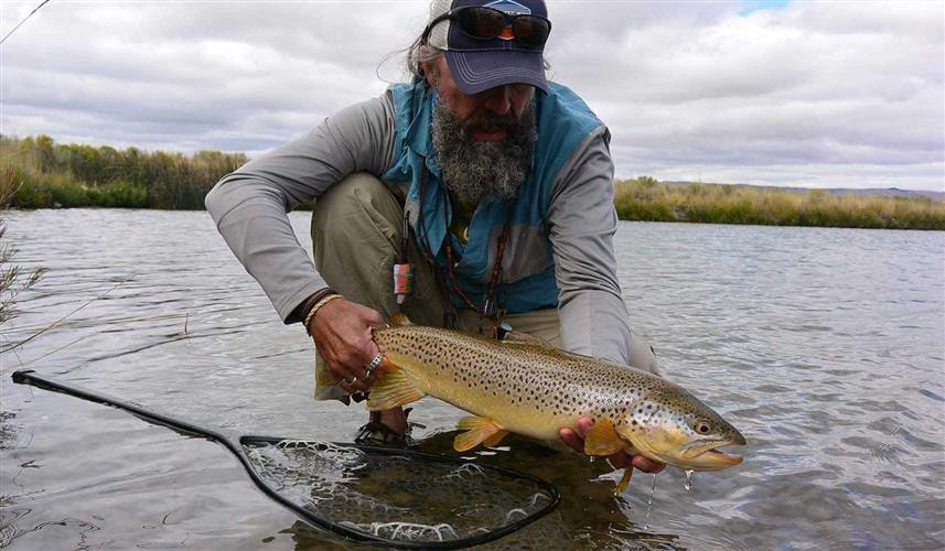 FishTales Outfitting: 