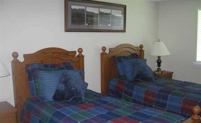 Blackfoot River Inn: guest room