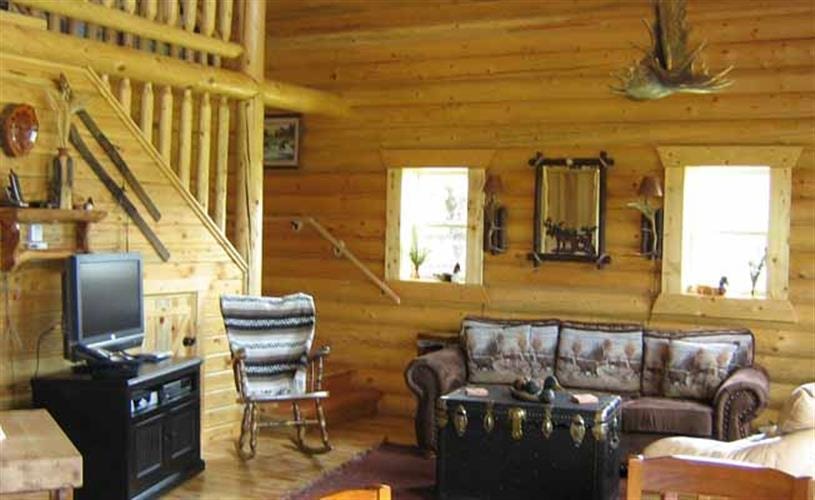 Lakeside Rental on Georgetown Lake: front room