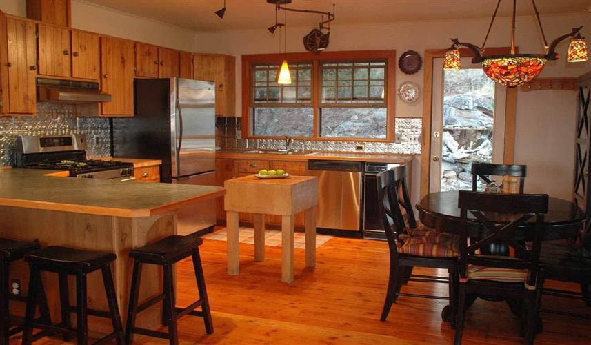 Madison Mountain Oasis: 