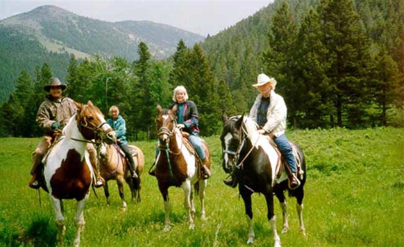 Blacktail Ranch: taking a break