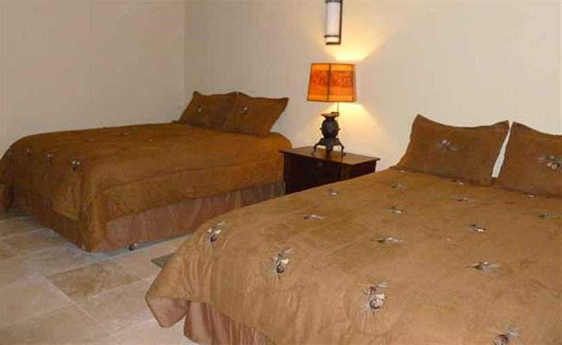 The River House: bedroom