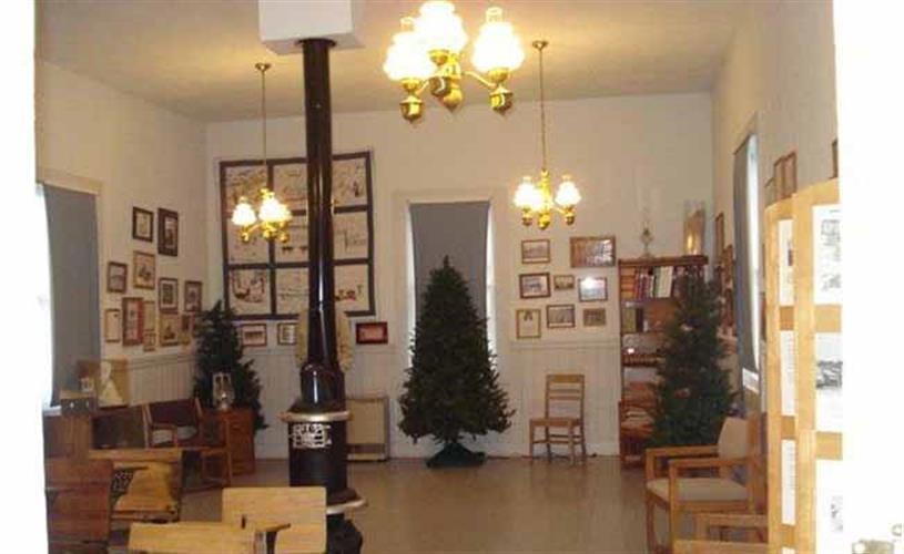 New Chicago Schoolhouse: classroom