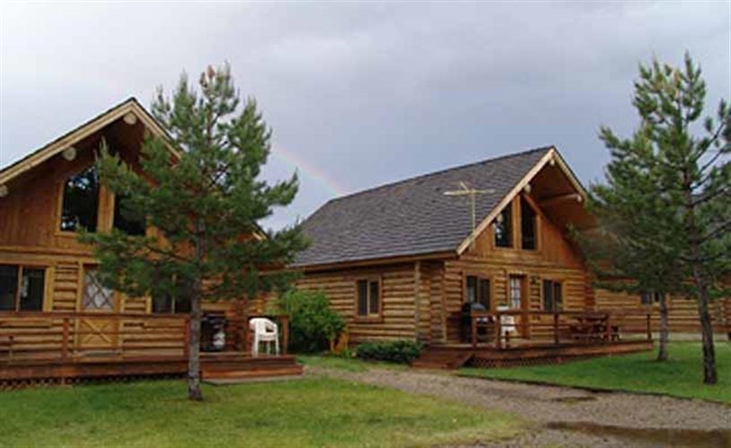 Fairmont Chalets: exterior