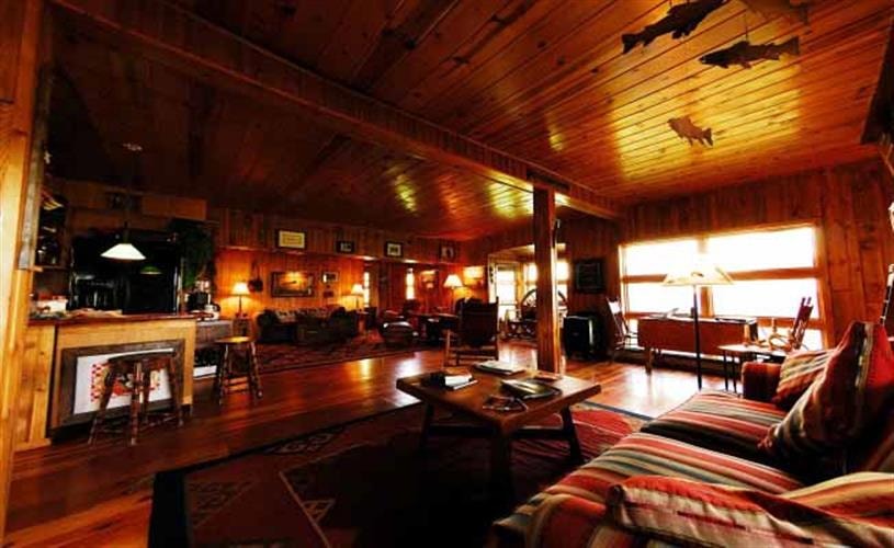 Old Kirby Place: great room