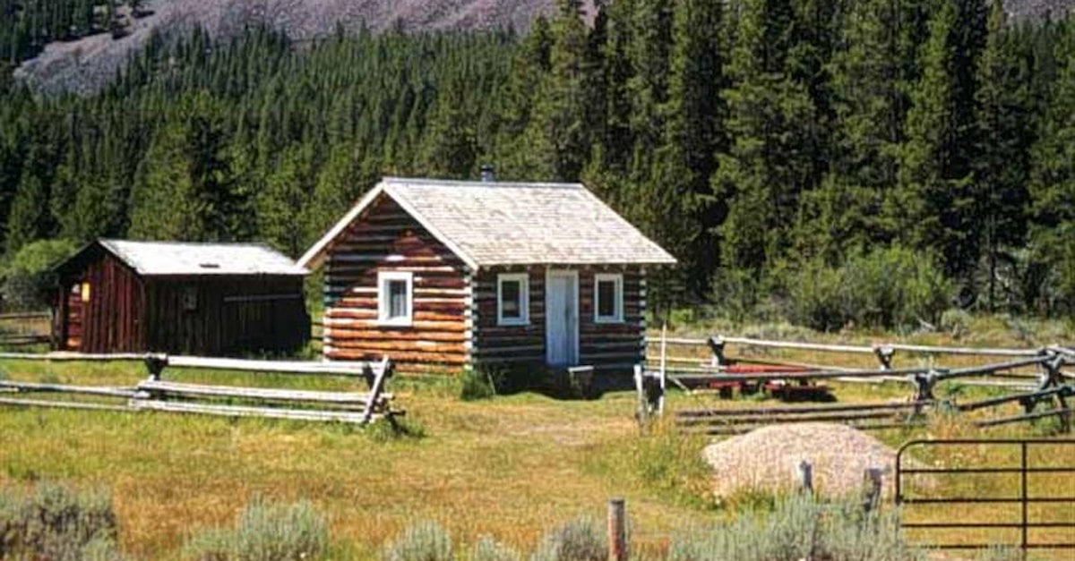 Moose Lake Cabin Philipsburg, MT Southwest Montana
