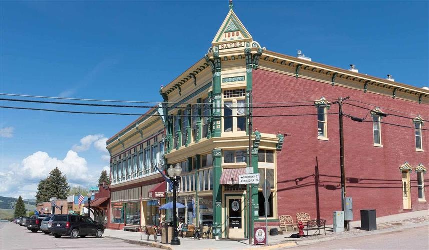 Pintler Veterans' Memorial Scenic Highway: Philipsburg