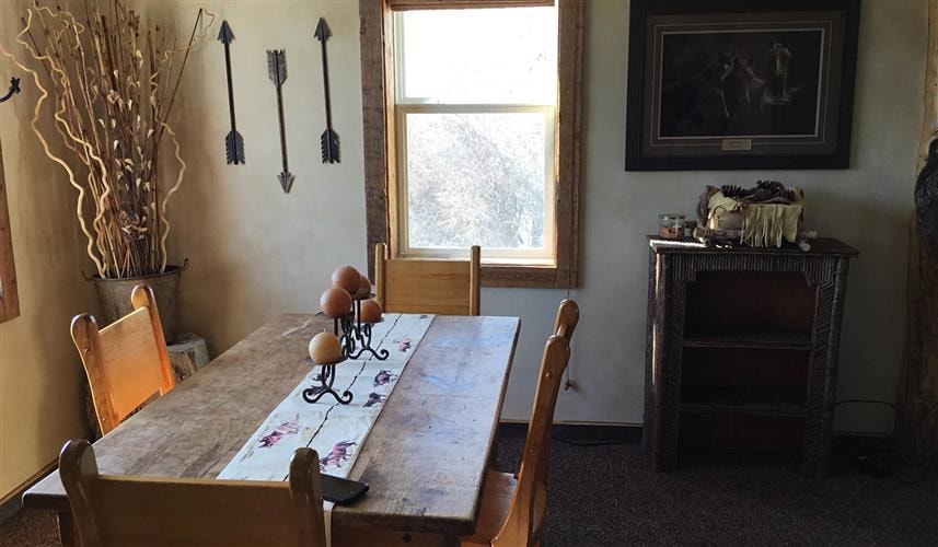 Big Hole River Cabin: 