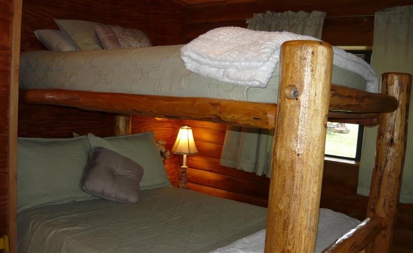 Montana Rustic Edge: 