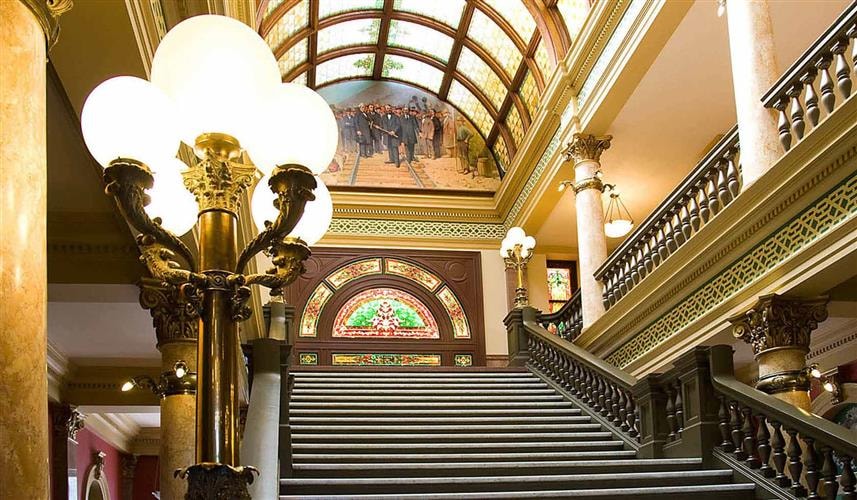 Montana State Capitol: stairway