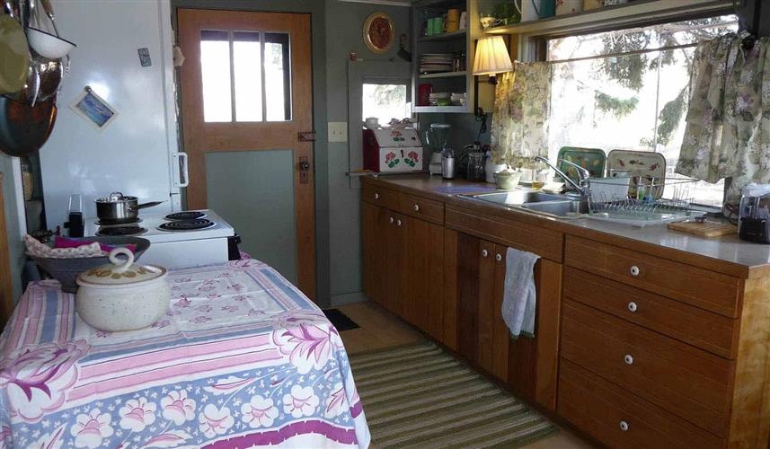 Cozy Cabin Vacaton Rental: 