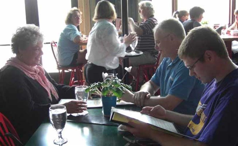 Mediterranean Grill: customers