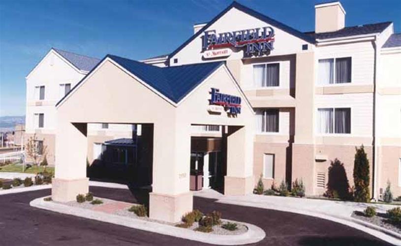Fairfield Inn & Suites: exterior of the Inn