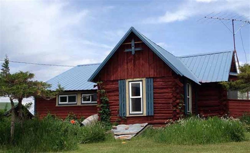 4-R Ranch & Cattle Company: ranch house