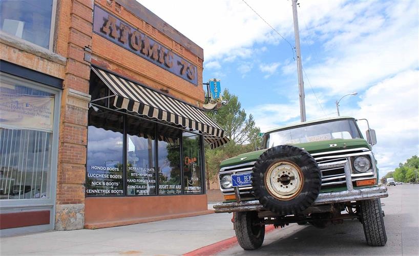 Atomic 79 Boots & Western Gear: 