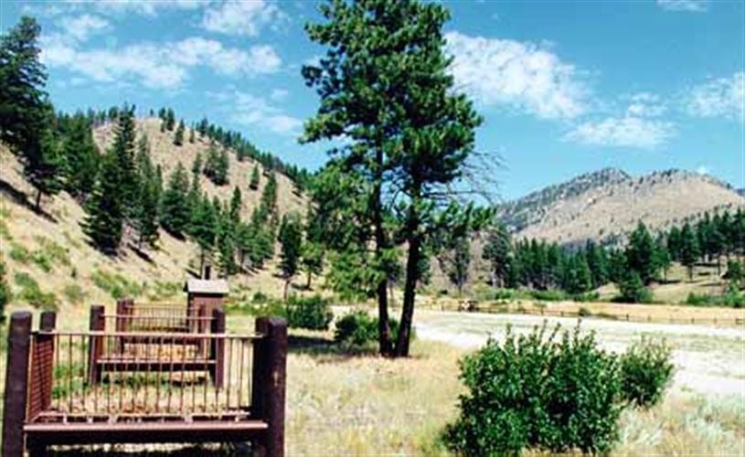 Hunters Gulch Trail: 