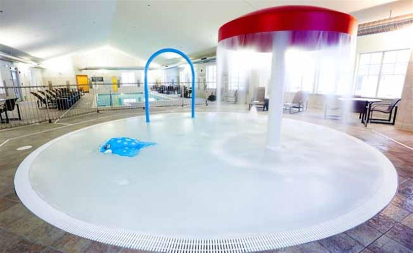 Residence Inn by Marriott: pool