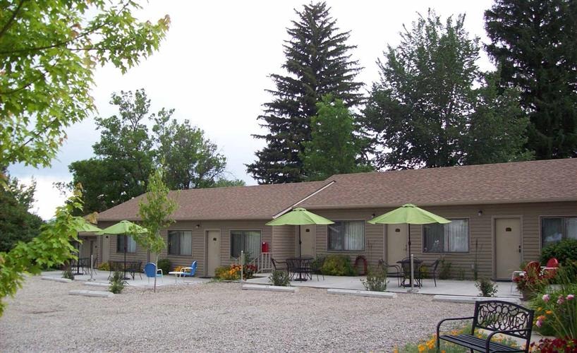 Moriah Motel: 